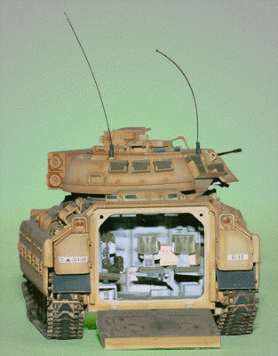 Academy 1:35 M2 Bradley Cavalry Fighting Vehicle